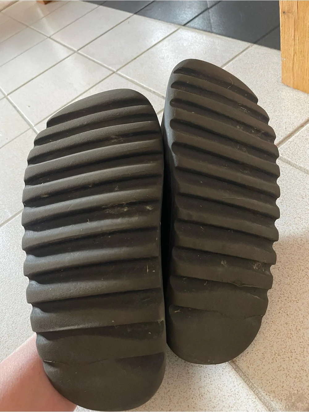 Yeezy real slides